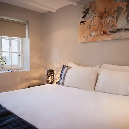 The Lions Guest House-3